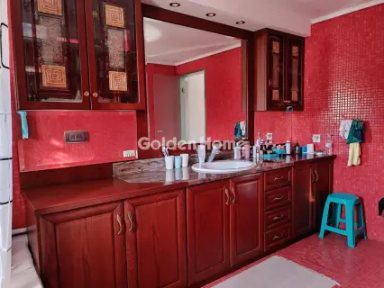 Maisonette Attached 326m<sup>2</sup> for rent photo 13