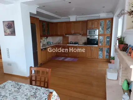 Maisonette Attached 326m<sup>2</sup> for rent photo 7