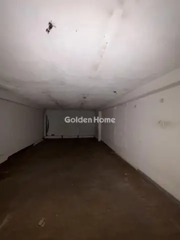 Store 44m<sup>2</sup> for rent photo 9