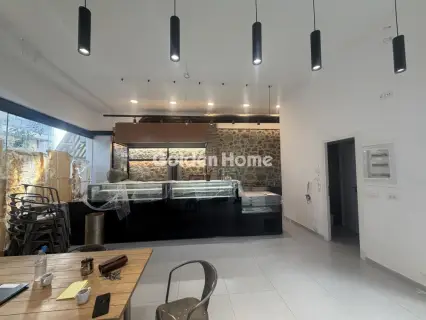 Selling a Business 90m<sup>2</sup> for rent photo 2