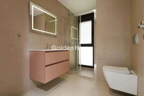 Independent Maisonette 137m<sup>2</sup> for rent photo 5388413