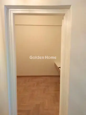 Office 105m<sup>2</sup> for rent photo 10