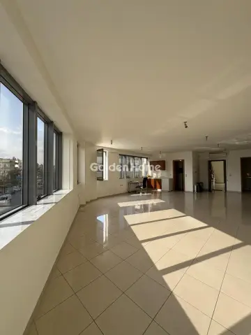 Office 69m<sup>2</sup> for rent photo 5391286