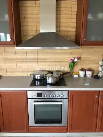 Floor Apartment 140m<sup>2</sup> for rent photo 5398354