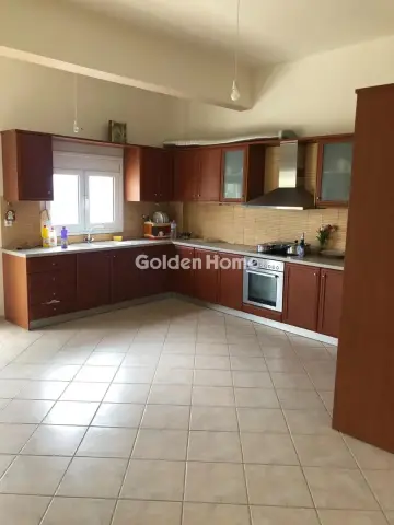 Floor Apartment 140m<sup>2</sup> for rent photo 5398353