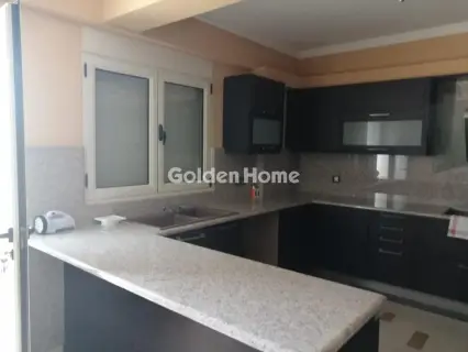 House 300m<sup>2</sup> for sale photo 3