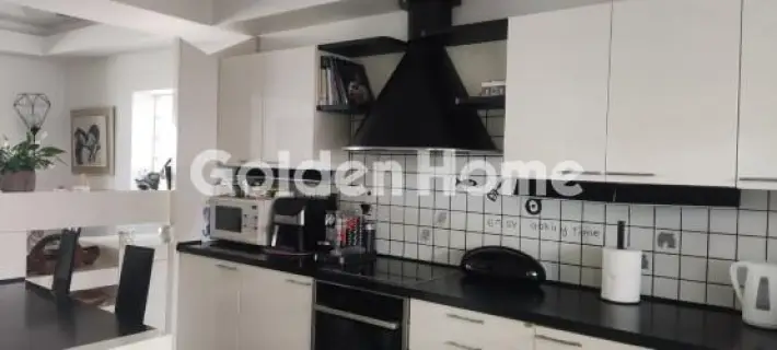 公寓楼层 200m<sup>2</sup> for rent photo 5