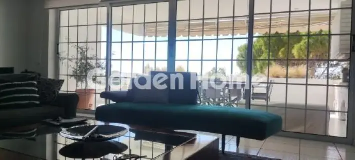 公寓楼层 200m<sup>2</sup> for rent photo 2