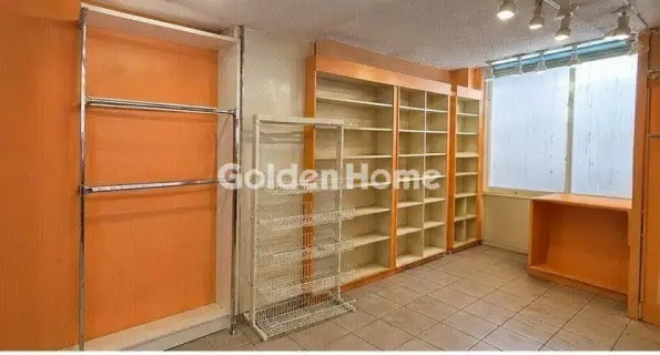 Store 130m<sup>2</sup> for rent photo 2