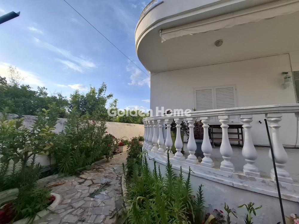house in Salamina — Photo 11 of 16