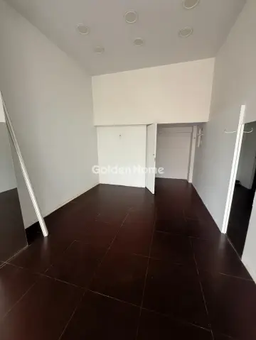 店铺 35m<sup>2</sup> for rent photo 2