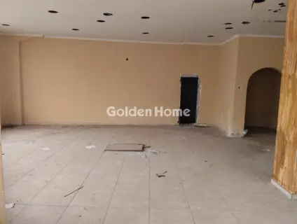 店铺 300m<sup>2</sup> for sale photo 1