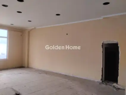 店铺 300m<sup>2</sup> for sale photo 4