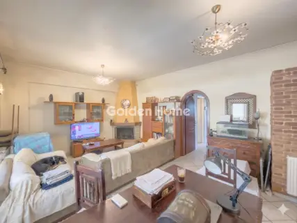 Floor Apartment 90m<sup>2</sup> for rent photo 3