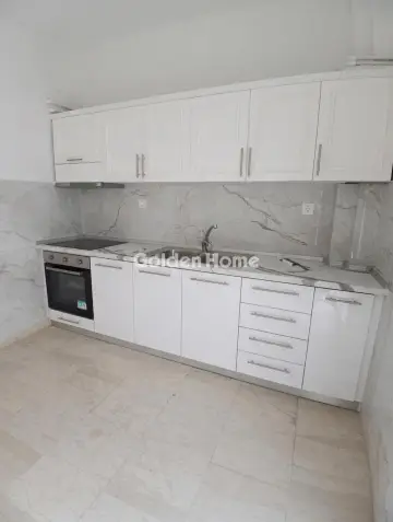 Floor Apartment 80m<sup>2</sup> for rent photo 5412469