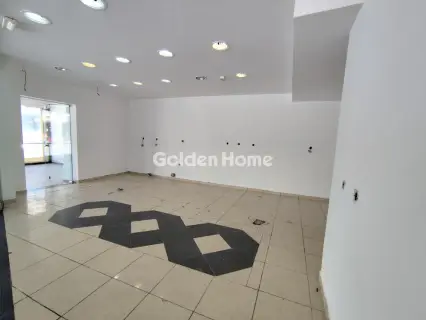 Store 150m<sup>2</sup> for rent photo 1