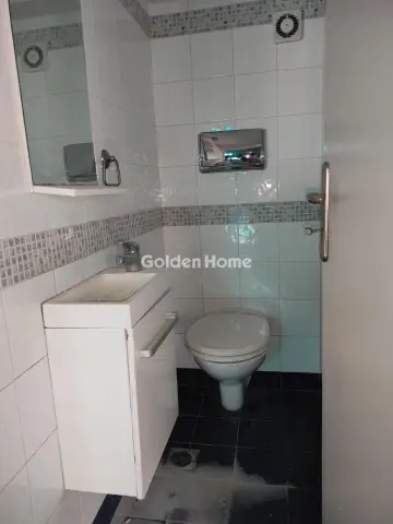 Independent Maisonette 283m<sup>2</sup> for sale photo 5397878