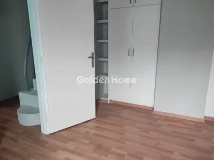 Independent Maisonette 283m<sup>2</sup> for sale photo 5397893