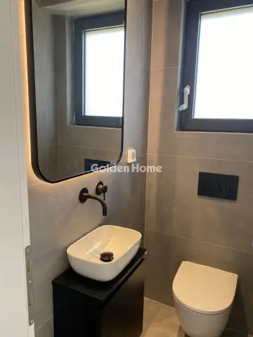 Floor Apartment 80m<sup>2</sup> for rent photo 5402923