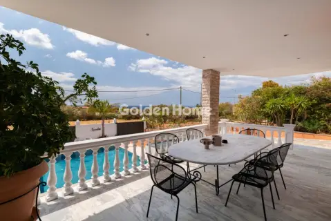 House 480m<sup>2</sup> for rent photo 2