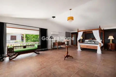 House 480m<sup>2</sup> for rent photo 65