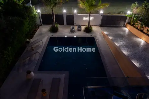 House 480m<sup>2</sup> for rent photo 41