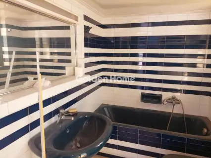 Floor Apartment 184m<sup>2</sup> for rent photo 22