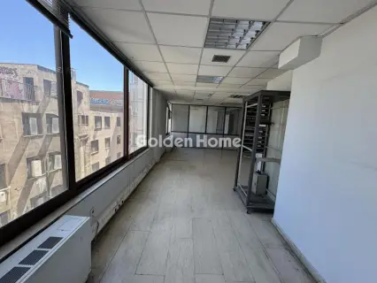Office 330m<sup>2</sup> for rent photo 2