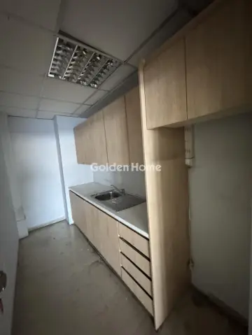 Office 330m<sup>2</sup> for rent photo 14