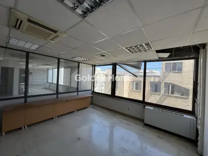 Office 330m<sup>2</sup> for rent photo 22
