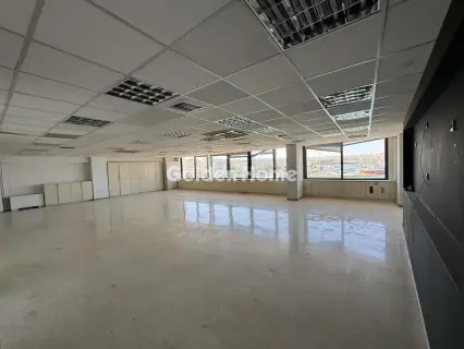 Office 330m<sup>2</sup> for rent photo 25