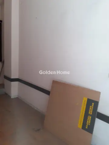 Store 22m<sup>2</sup> for rent photo 4