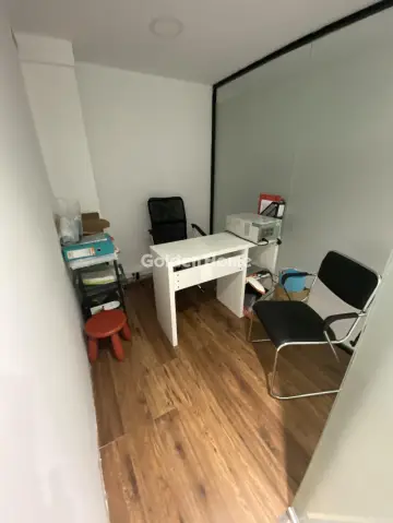 Selling a Business 200m<sup>2</sup> for sale photo 5401734