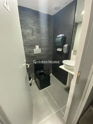 Selling a Business 200m<sup>2</sup> for sale photo 5401736