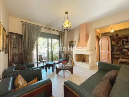 Maisonette Attached 248m<sup>2</sup> for sale photo 2