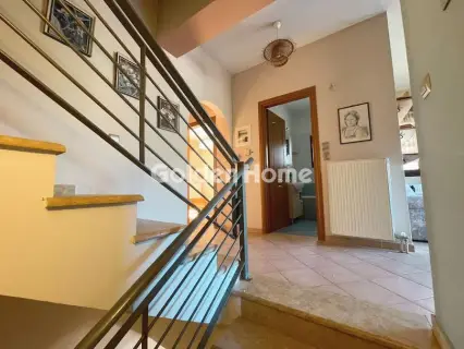 Maisonette Attached 248m<sup>2</sup> for sale photo 18