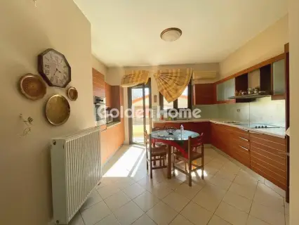 Maisonette Attached 248m<sup>2</sup> for sale photo 9