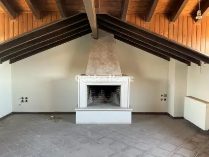 Independent Maisonette 265m<sup>2</sup> for rent photo 5522929
