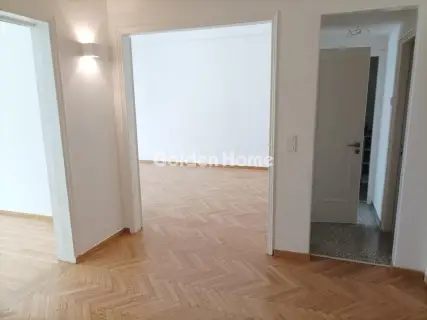 Office 87m<sup>2</sup> for rent photo 1