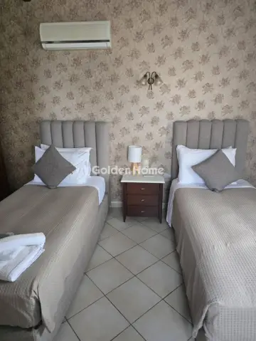 Hotel 850m<sup>2</sup> for sale photo 8