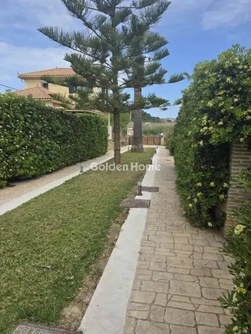 Hotel 850m<sup>2</sup> for sale photo 17