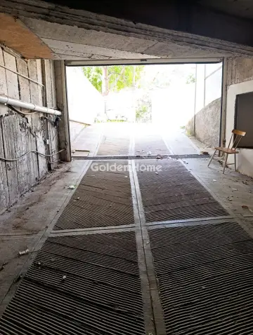 Warehouse 180m<sup>2</sup> for rent photo 2
