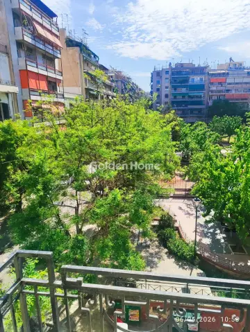Floor Apartment 251m<sup>2</sup> for sale photo 2