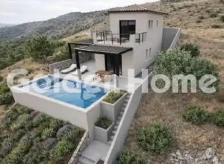 House 120m<sup>2</sup> for sale photo 2