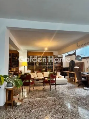 Διαμέρισμα 210τ.μ. προς πώληση φωτογραφία 4