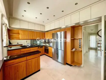 Floor Apartment 190m<sup>2</sup> for rent photo 5565387