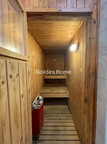 Floor Apartment 190m<sup>2</sup> for rent photo 5565402