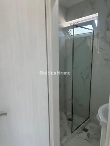 Penthouse 33m<sup>2</sup> for rent photo 5418424