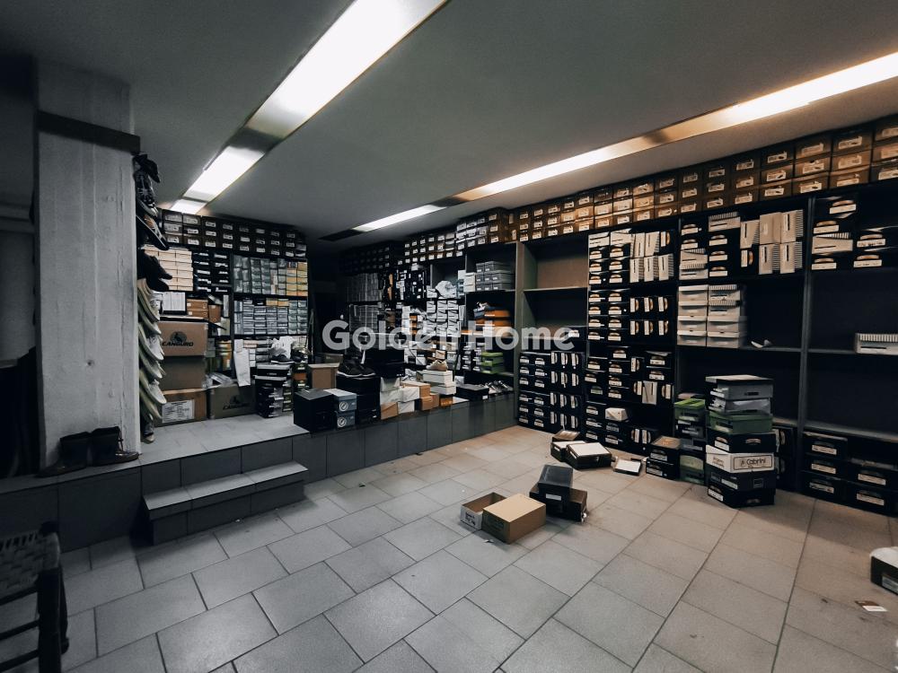 retail στην Γαλάτσι — Φωτογραφία 5 από 6
