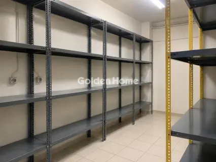 Store 55m<sup>2</sup> for rent photo 3